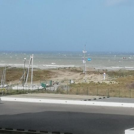 Zee En Strand De Panne Exterior photo